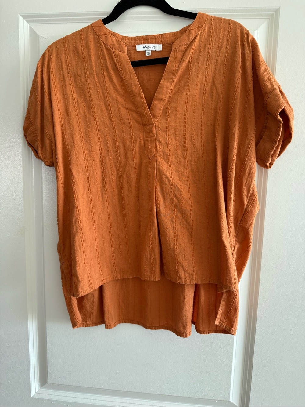 Madewell Burnt Orange Textured V-Neck Short Sleeve Top